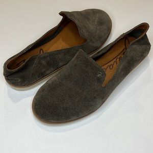 Zodiac Flats